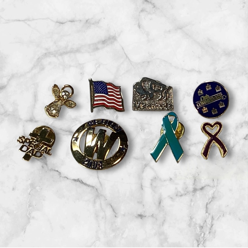 Lot of 8 Assorted Lapel Pins READ